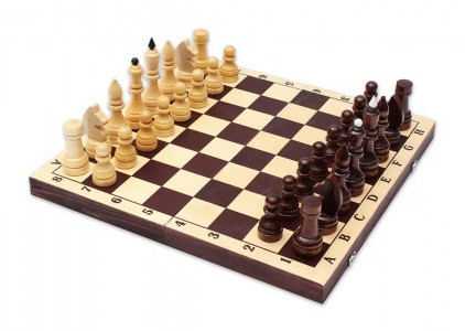 Настольная игра Шахматы турнирные лакированные в комплекте с темной доской Е-7